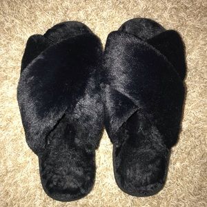 MY MUM MADE IT Criss Cross Fluffy Slides in Black